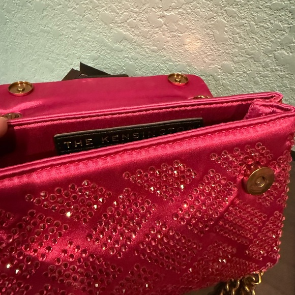 Kurt Geiger Pink Mini Bag with Gold Chain - Picture 2 of 2